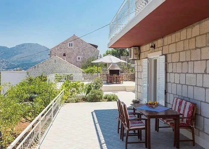 Apartman Romantic Marko For 2 With Pool And Grill