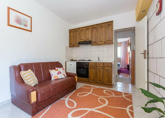 Apartman Romantic Marko For 2 With Pool And Grill Zaton