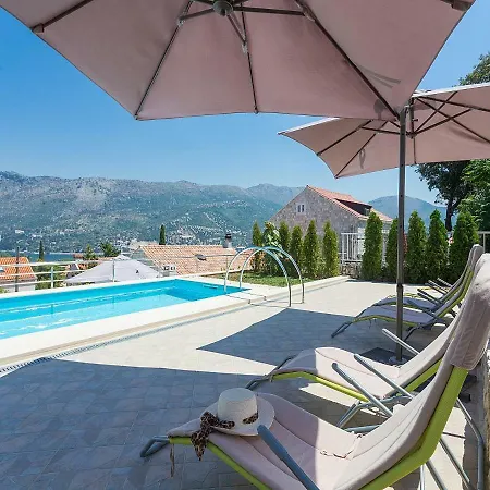Apartment Romantic Marko For 2 With Pool And Grill