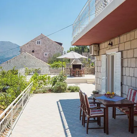 Apartment Romantic Marko For 2 With Pool And Grill